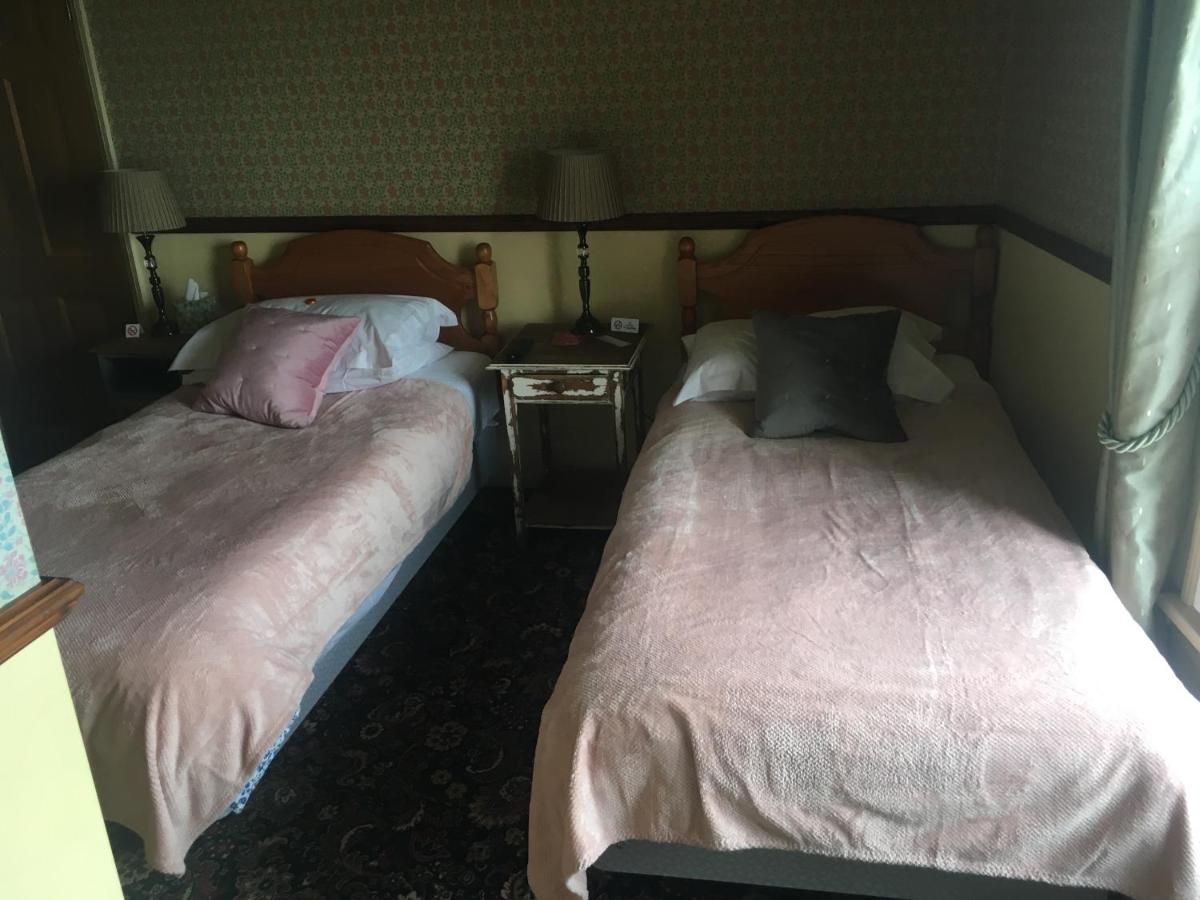 内兹岬附近沃尔顿Regency House住宿加早餐旅馆 外观 照片