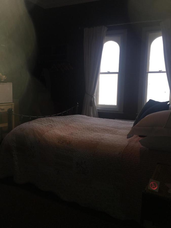内兹岬附近沃尔顿Regency House住宿加早餐旅馆 外观 照片